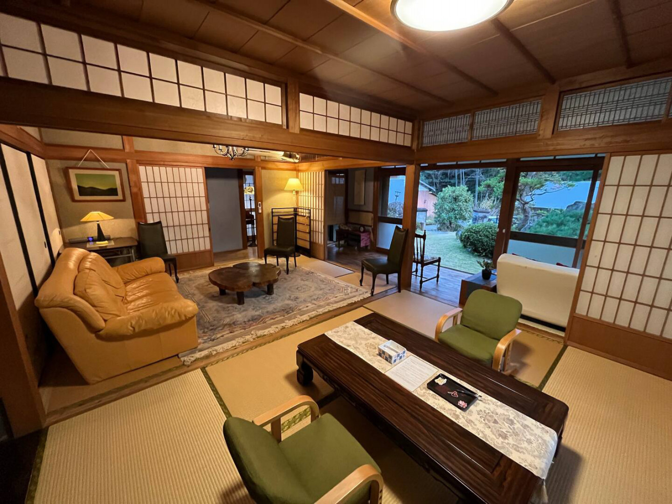 広々とした和室リビング